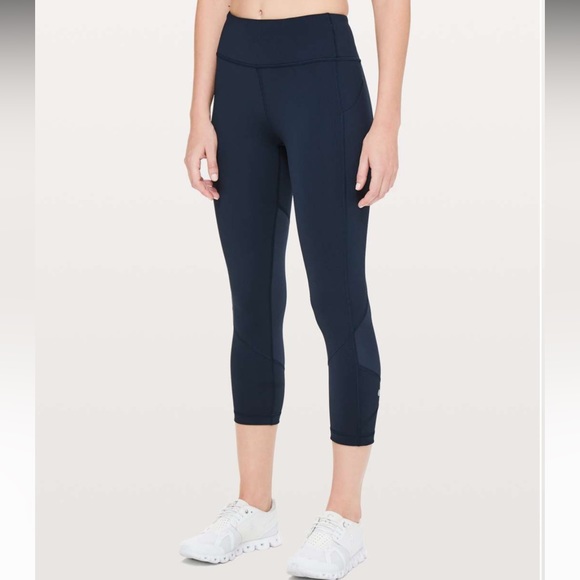 Lululemon Pace Rival Crop *Full-On Luxtreme 22" - Picture 4 of 16